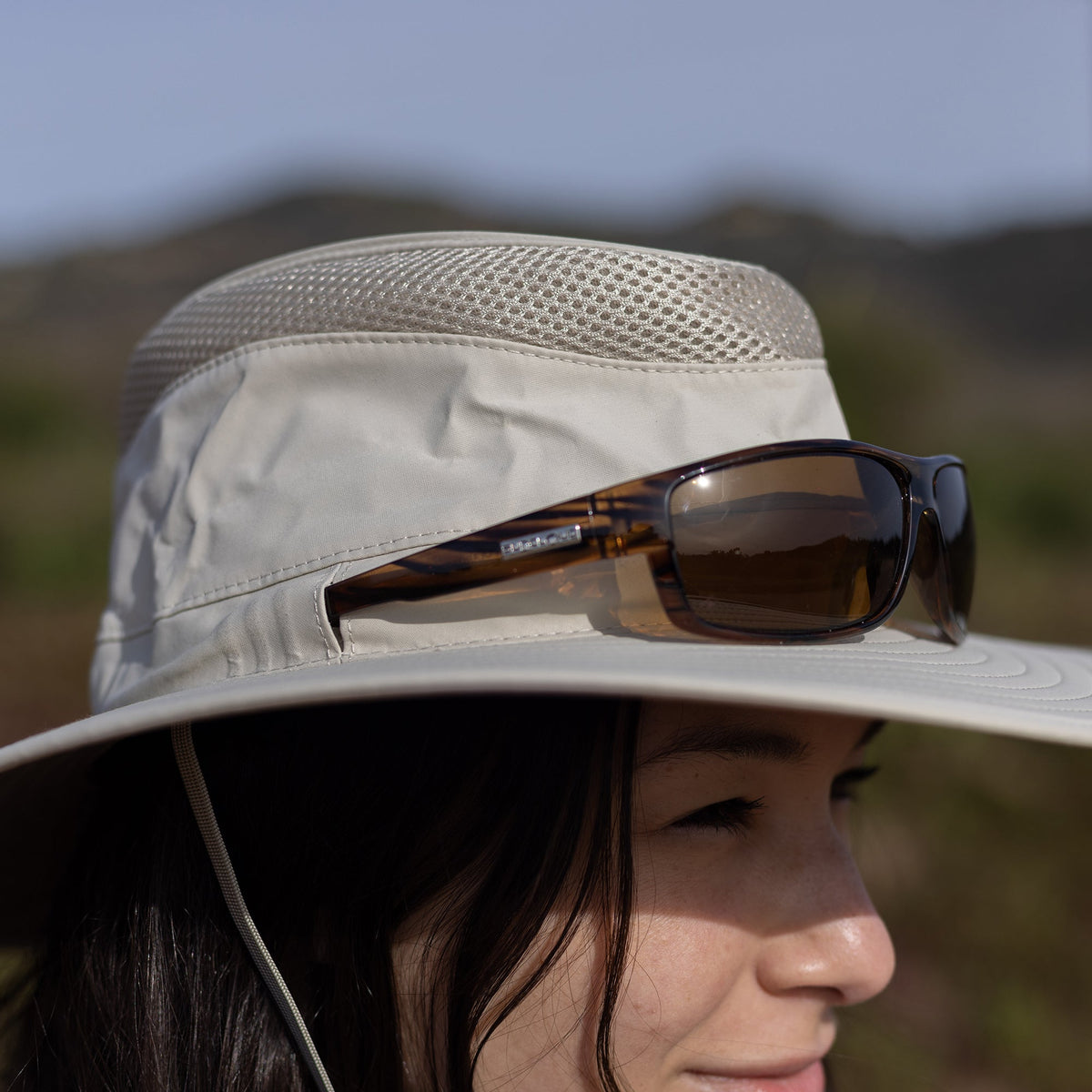Sunday Afternoons Exclusive - Charter Hat - UPF 50 Breathable Adventure Hat