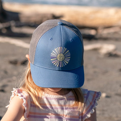 Sunday Afternoons Popular - Kids' Feel Good Trucker